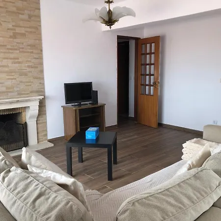 Lovely 3br In Appartement *
